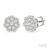 3/4 Ctw Flower Pattern Round Cut Diamond Fashion Stud Earrings in 14K White Gold