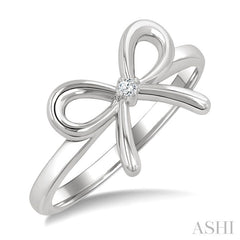 1/50 Ctw Bow Tie Round Cut Diamond Fashion Ring in Sterling Silver