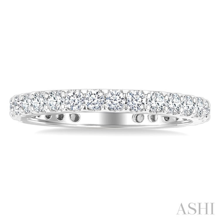 1 Ctw Round Cut Diamond Eternity Wedding Band in 14K White Gold