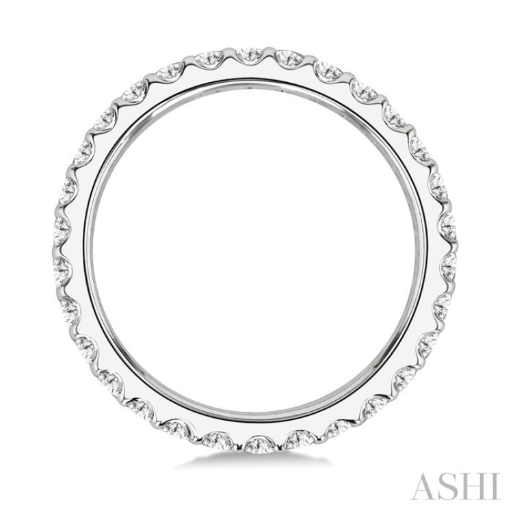 1 Ctw Round Cut Diamond Eternity Wedding Band in 14K White Gold