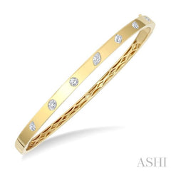 3/4 Ctw Mixed Shape Diamond Cut Fashion Bangle in 14K Yellow Gold