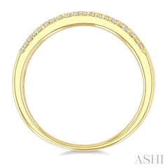 1/4 Ctw Round Cut Diamond Flush Set Mosaic Dome Band in 10K Yellow Gold
