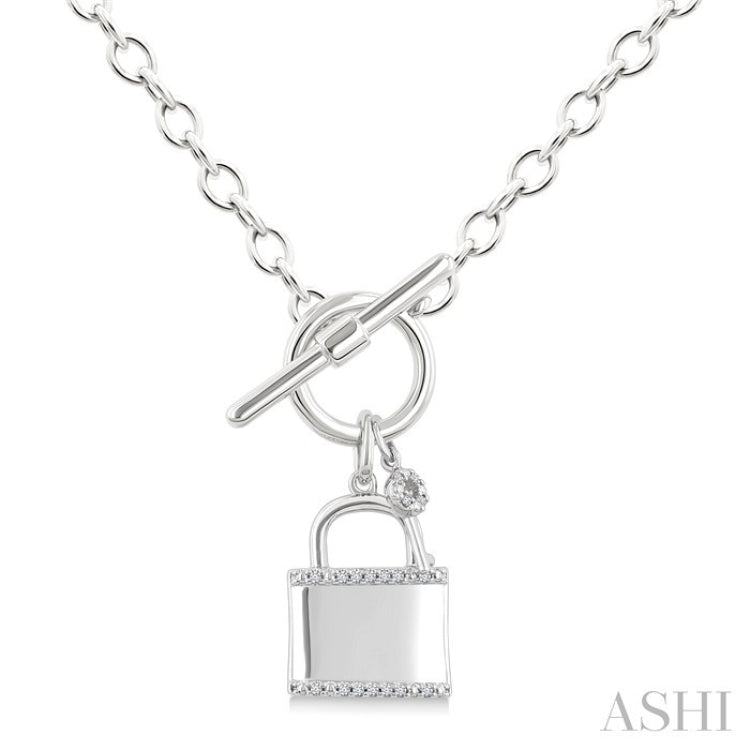 1/10 Ctw Lock & Key Toggle Round Cut Diamond Fashion Necklace in Sterling Silver