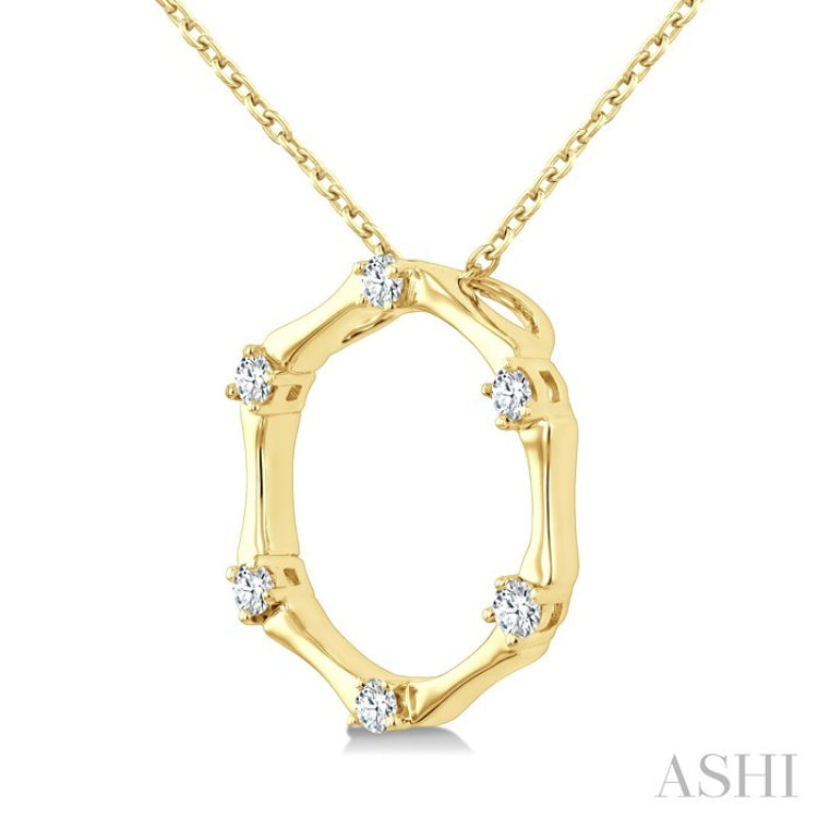1/10 Ctw Petite Bamboo Shoot Inspired Round Cut Diamond Fashion Pendant With Chain in 10K Yellow Gold