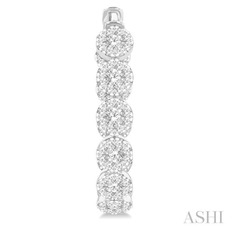 4 1/5 Ctw Circular Link Lovebright In-Out Round Cut Diamond Hoop Earring in 14K White Gold