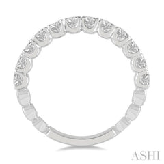 1 Ctw Round Cut Diamond Wedding Band in 14K White Gold