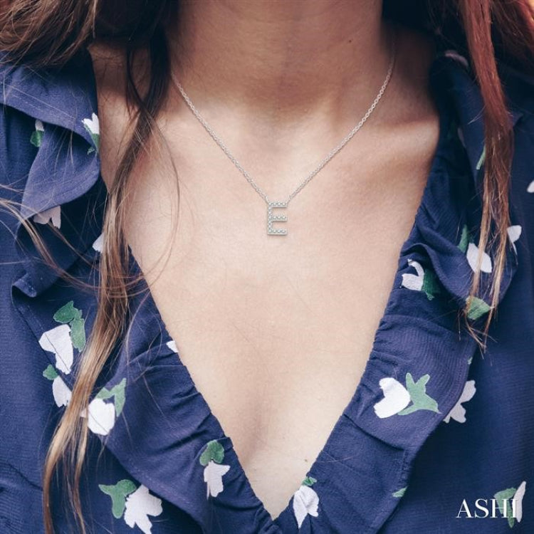 1/20 Ctw Initial 'E' Round Cut Diamond Pendant With Chain in 10K White Gold