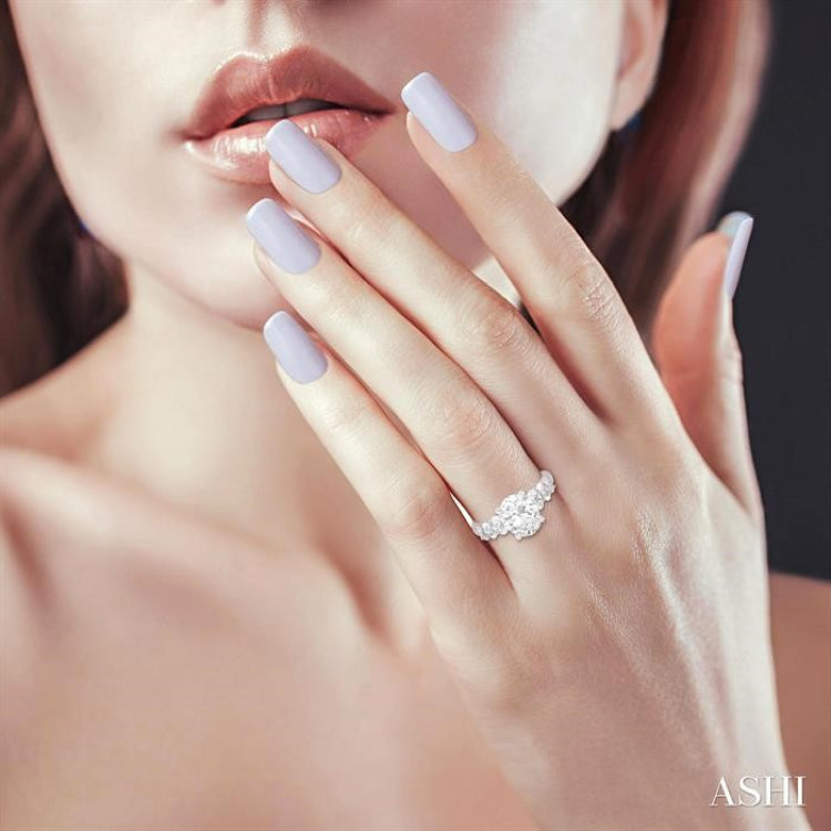 1 1/4 Ctw Oval Shape Oval and Round Cut Diamond Semi-Mount Engagement Ring in 14K White Gold
