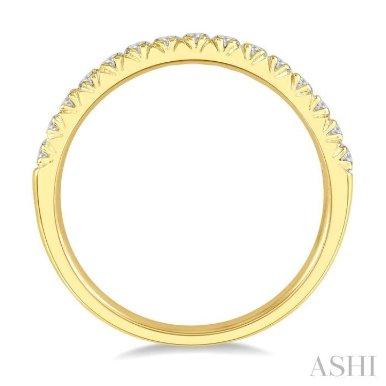 1/3 Ctw 15Stones Round Cut Diamond Wedding Band in 14K Yellow Gold