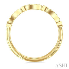 1/10 Ctw Triple Wave Round Cut Diamond Stackable Fashion Band in 10K Yellow Gold