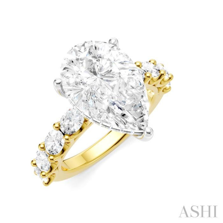 1 1/3 Ctw Pear Shape Oval and Round Cut Diamond Semi-Mount Engagement Ring in 14K Yellow and White Gold