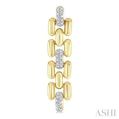 1/10 Ctw Bold Panther Link Round Cut Diamond Fashion Earrings in Yellow Gold Vermeil