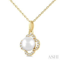 6 MM Cultured Pearl and 1/10 Ctw Round Cut Diamond Clover Petite Fashion Pendant With Chain in 10K Yellow Gold