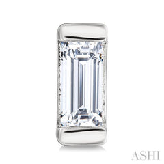 1/10 Ctw Baguette Diamond Petite Fashion Earrings in 10K White Gold