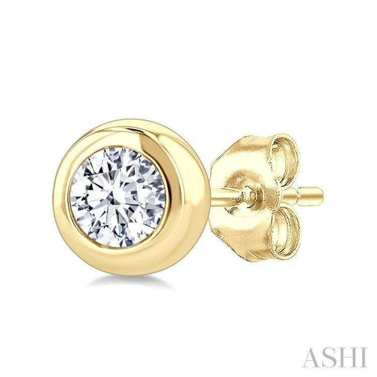 1/5 Ctw Bezel Set Round Cut Diamond Stud Earrings in 14K Yellow Gold