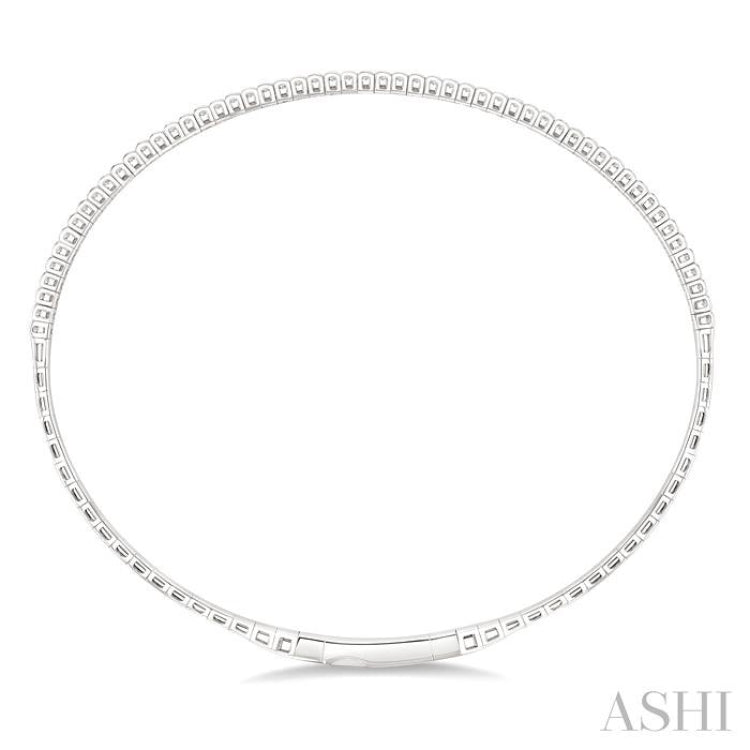1/4 Ctw Halfway Round Cut Diamond Flex Bangle in 14K White Gold