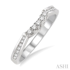 1/4 Ctw Round Cut Diamond Wedding Band in 14K White Gold
