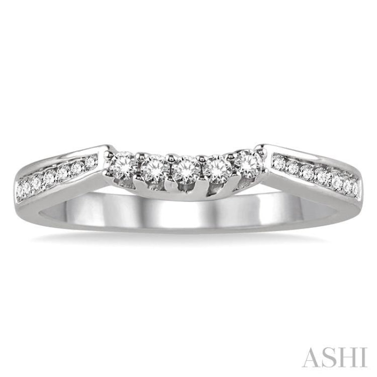 1/4 Ctw Round Cut Diamond Wedding Band in 14K White Gold