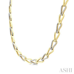 1/4 Ctw Round Cut Diamond Bold Knot Link Fashion Necklace in Yellow Gold Vermeil