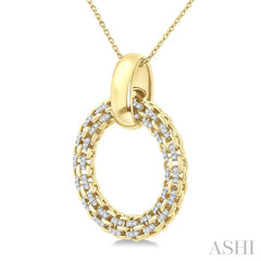 1/8 Ctw Cable Chain Inspired Bold Weave Circle Round Cut Diamond Pendant With Chain in Yellow Gold Vermeil