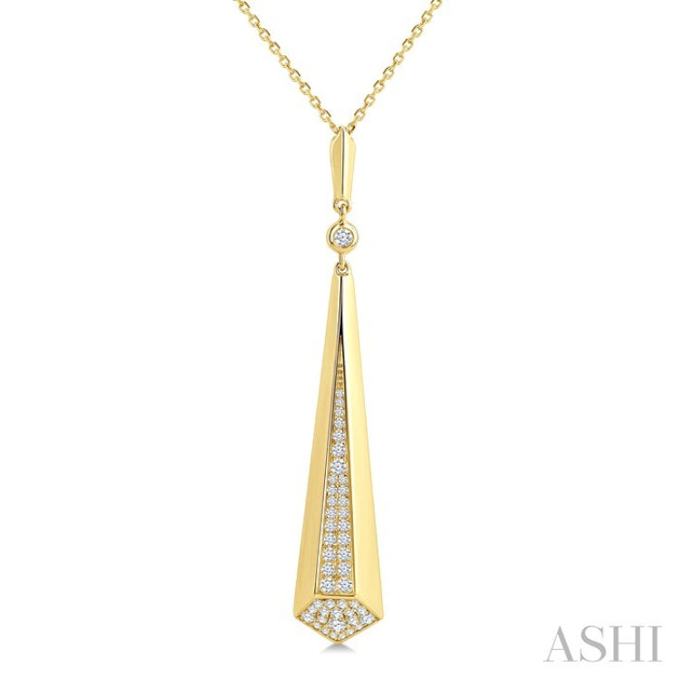 1/4 Ctw Tapered Drop Round Cut Diamond Fashion Pendant in 14K Yellow Gold