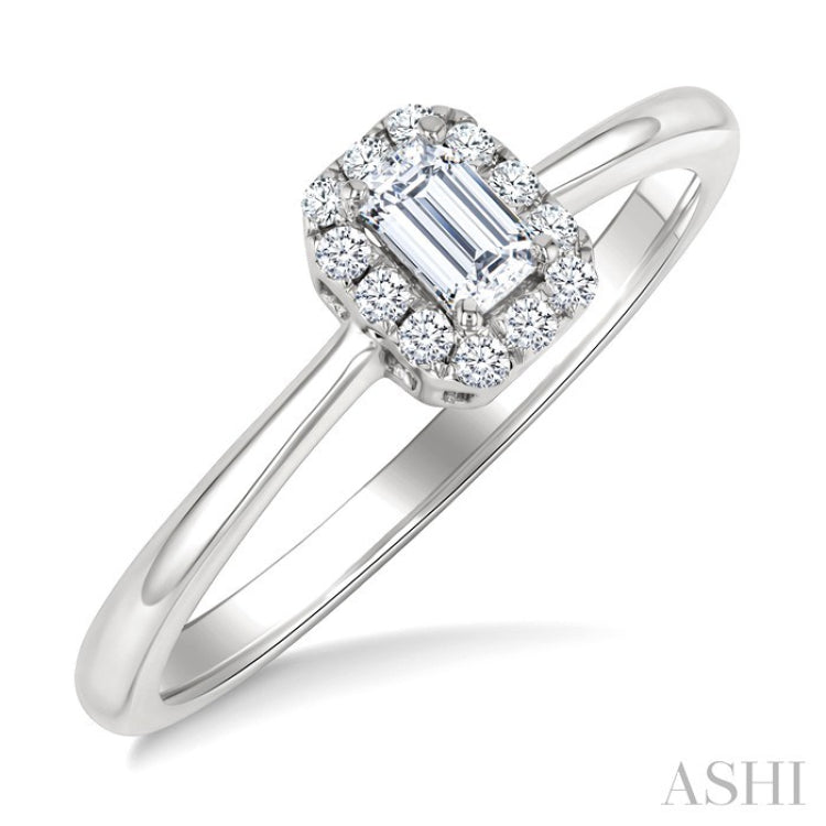1/4 Ctw Octagon and Round Cut Diamond Fashion Halo Ring in 14K White Gold