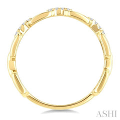 1/20 Ctw Oval Shaped Open Window Links Round Cut Diamond Stackable Fashion Band in 10K Yellow Gold