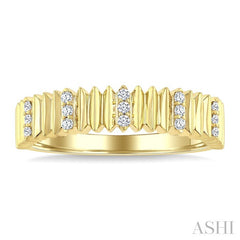 1/10 Ctw Round Cut Diamond Pirouette Fashion Ring in 10K Yellow Gold
