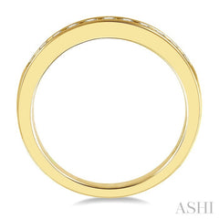 1/3 Ctw Channel Set 11 Stone Round Cut Diamond Wedding Band in 14K Yellow Gold
