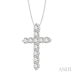 3/4 Ctw Round Cut Diamond Cross Pendant in 14K White Gold with Chain