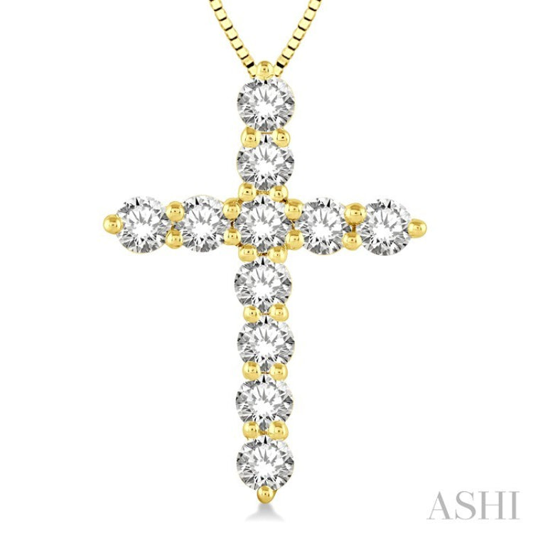 1 Ctw Round Cut Diamond Cross Pendant in 14K Yellow Gold with Chain