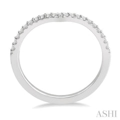 1/10 Ctw Chevron Center Round Cut Diamond Wedding Band in 14K White Gold