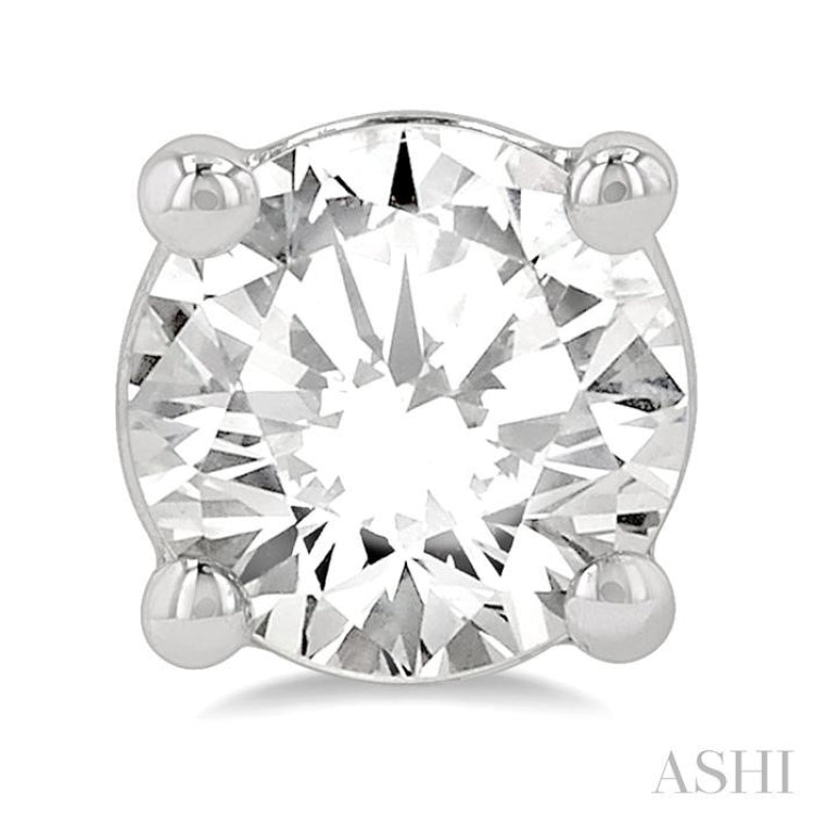 1 1/4 Ctw Round Cut Diamond Stud Earrings in 14K White Gold