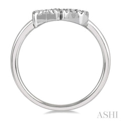 1/6 Ctw 'XO' Hugs and Kisses Round Cut Diamond Petite Fashion Ring in 14K White Gold