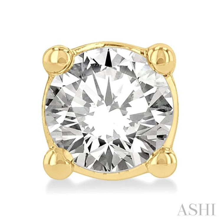 1/3 Ctw Round Cut Diamond Stud Earrings in 14K Yellow Gold