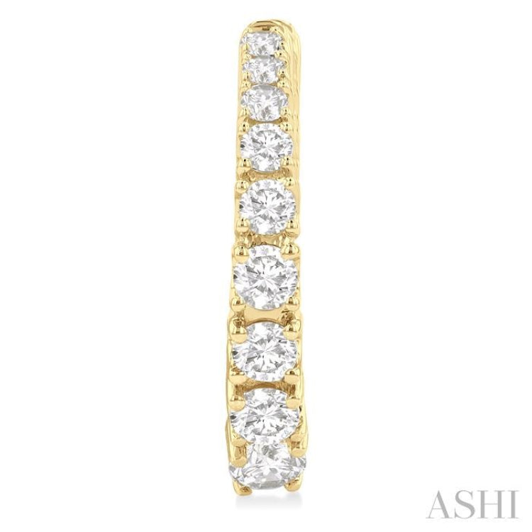 3/4 Ctw Graduated Round Cut Diamond Fashion Hoop Earrings in 14K Yellow Gold