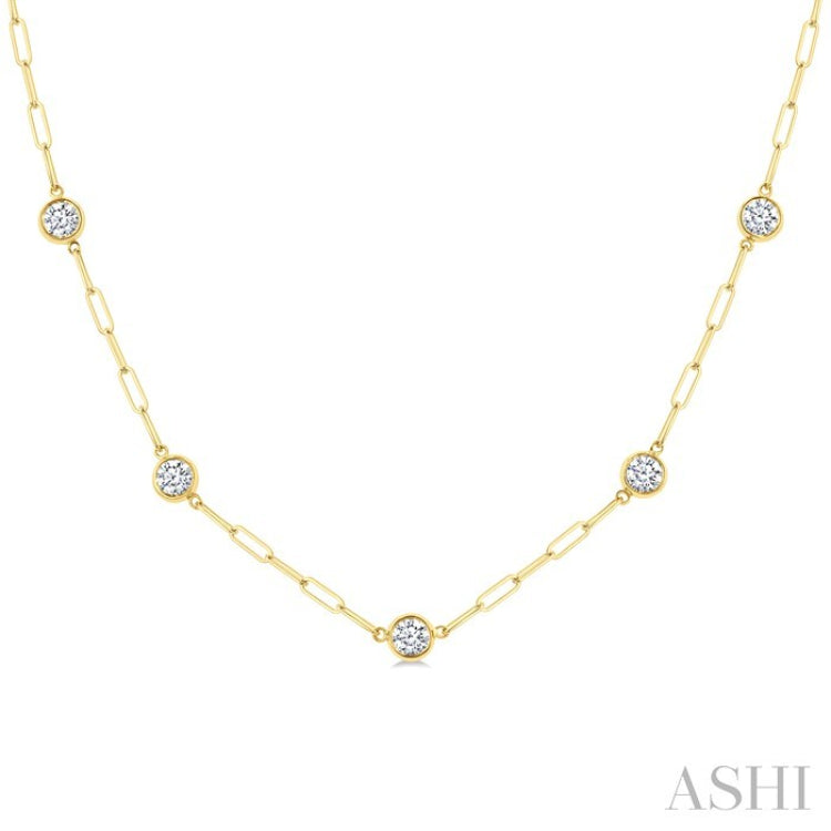1 1/2 Ctw Bezel Set Round Cut Diamond Paperclip Station Necklace in 14K Yellow Gold