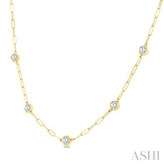 1 1/2 Ctw Bezel Set Round Cut Diamond Paperclip Station Necklace in 14K Yellow Gold