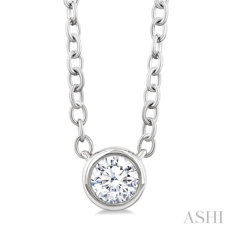 1/6 Ctw Petite Bezel Set Round Cut Diamond Fashion Pendant With Chain in 10K White Gold