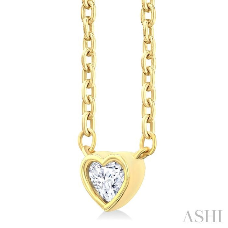 1/6 Ctw Petite Bezel Set Heart Shape Diamond Fashion Pendant With Chain in 10K Yellow Gold