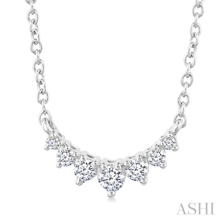 1/8 Ctw Graduated Petite Diamond Smile Necklace in 14K White Gold