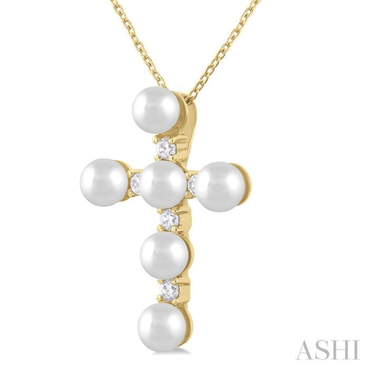 4 MM Cross Cultured Pearl and 1/6 Ctw Round Cut Diamond Fashion Pendant With Chain in 10K Yellow Gold