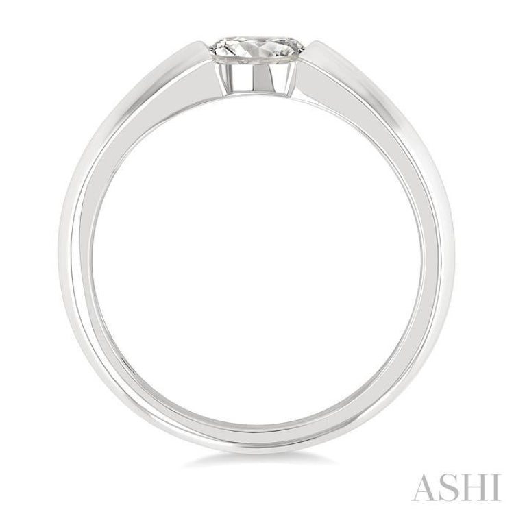 1/3 Ctw East-West Set Oval Cut Diamond Fashion Ring in 14K White Gold