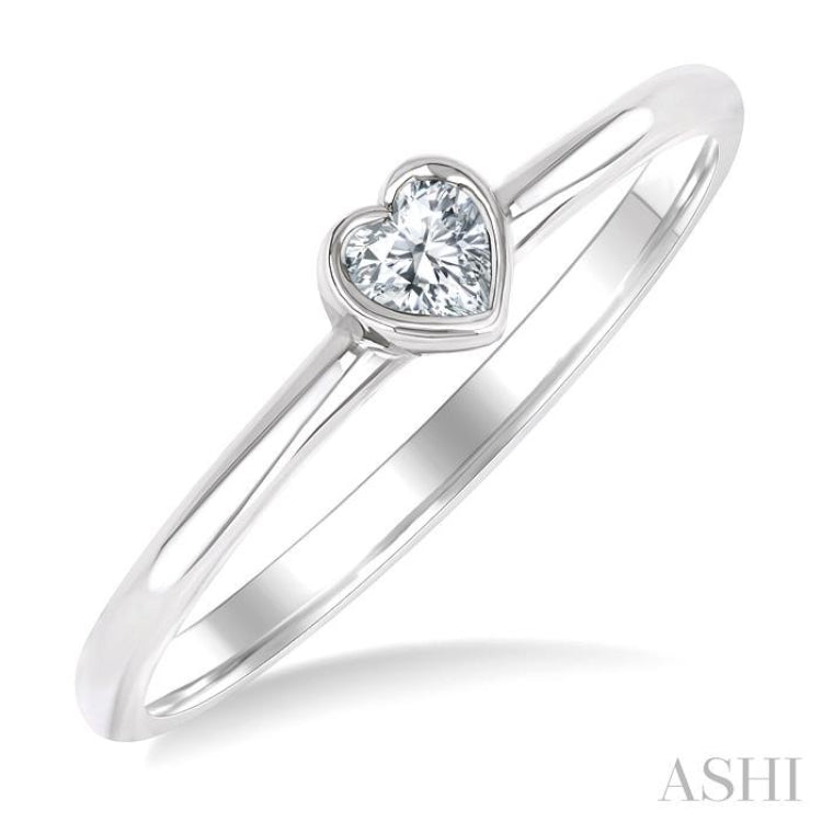 1/6 Ctw Petite Bezel Set Heart Shape Diamond Fashion Ring in 10K White Gold
