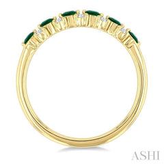 2.3 MM Emerald and 1/5 Ctw Round Cut Diamond Precious Band in 14K Yellow Gold