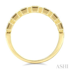1 Ctw 7 Stone Bezel Set Emerald Cut Diamond Fashion Band in 14K Yellow Gold
