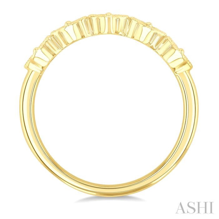 1/4 Ctw Clover Motif Round Cut Diamond Fashion Ring in 14K Yellow Gold