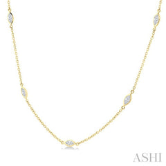 1 1/2 Ctw Marquise Cut Diamond Fashion Necklace in 14K Yellow Gold